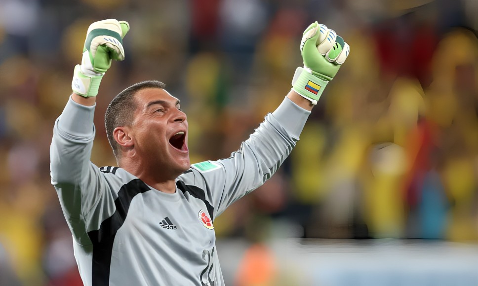 cầu thủ lớn tuổi nhất từng thi đấu tại FIFA World Cup
