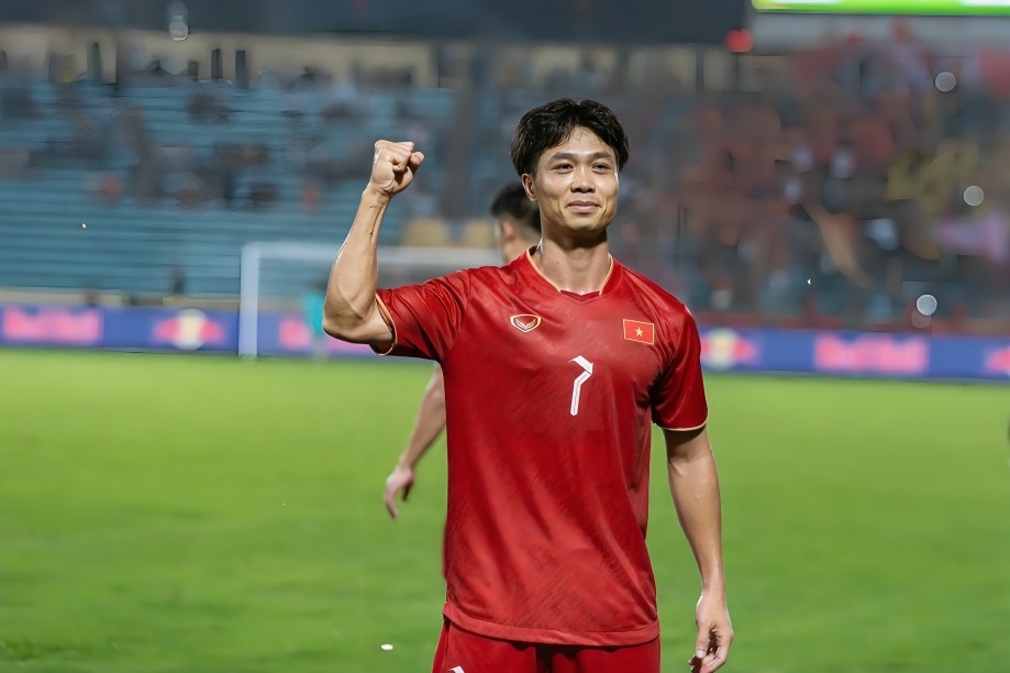 Football Players of Vietnam